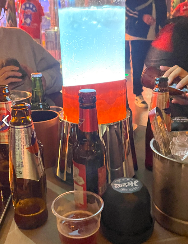 Helens海伦司小酒馆的图标